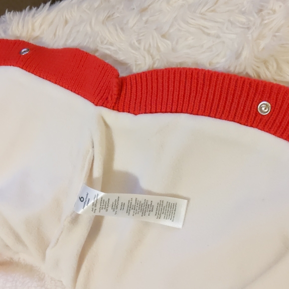 Carter's red cape size 6 months - Picture 9 of 12